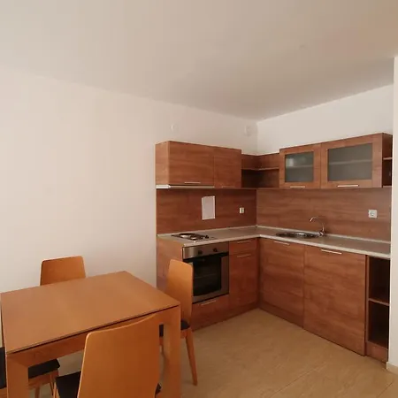 New Estate In Sun Village Апартаменты Солнечный берег