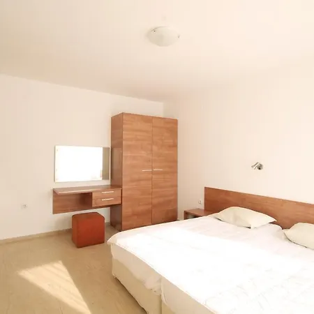 New Estate In Sun Village Apartment
